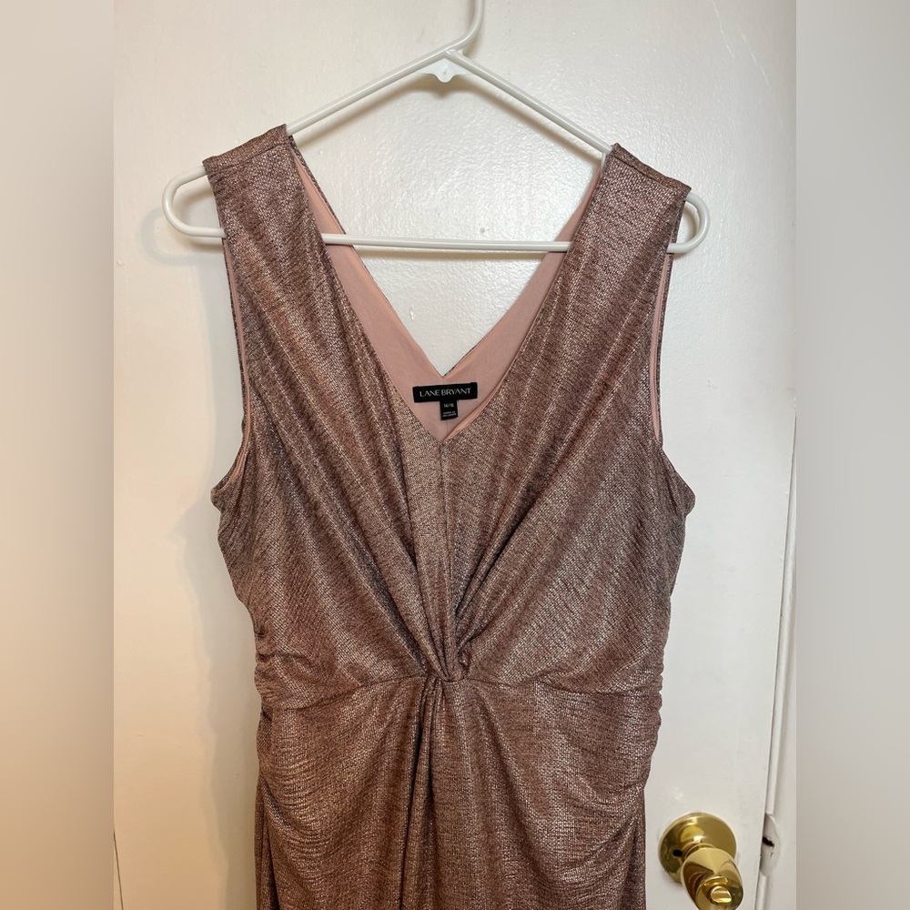 Elegant Metallic Rosegold Sleeveless Dress Size 14/16 - Picture 2 of 14